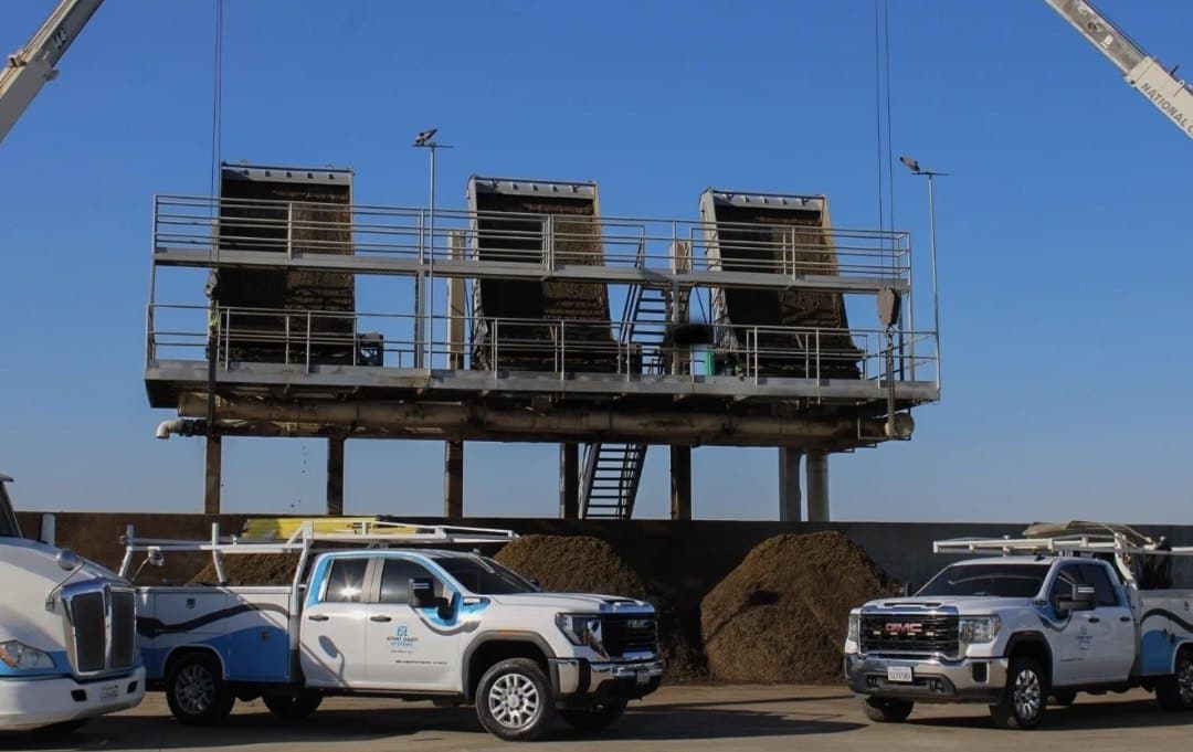 Dairy separator platform and XDS service trucks with cranes